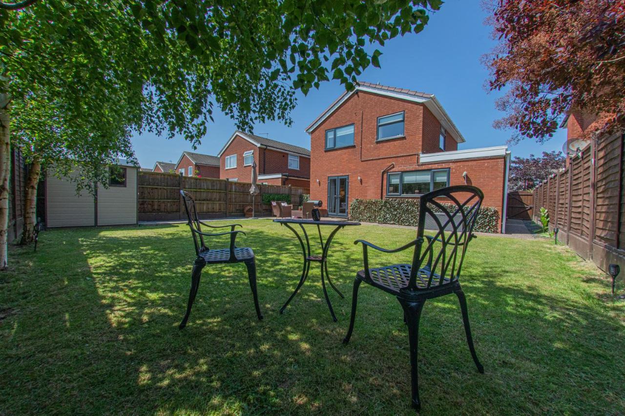 Styche View, Beautiful 4 Bedroom Home Available Market Drayton Exteriér fotografie